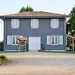 ホテル La Petite Couronne, & Lofts 3*