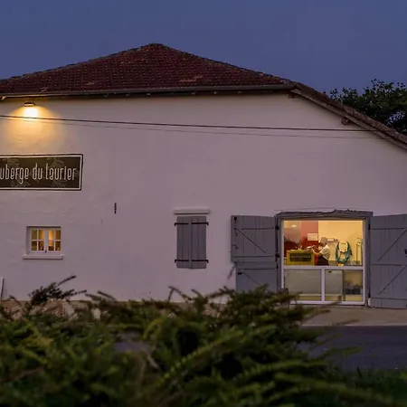 La Petite Couronne, & Lofts Отель