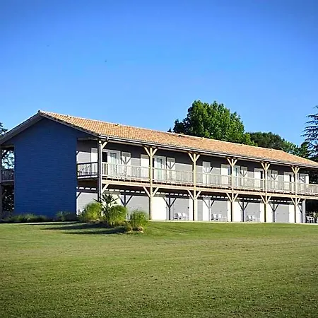 La Petite Couronne, & Lofts
